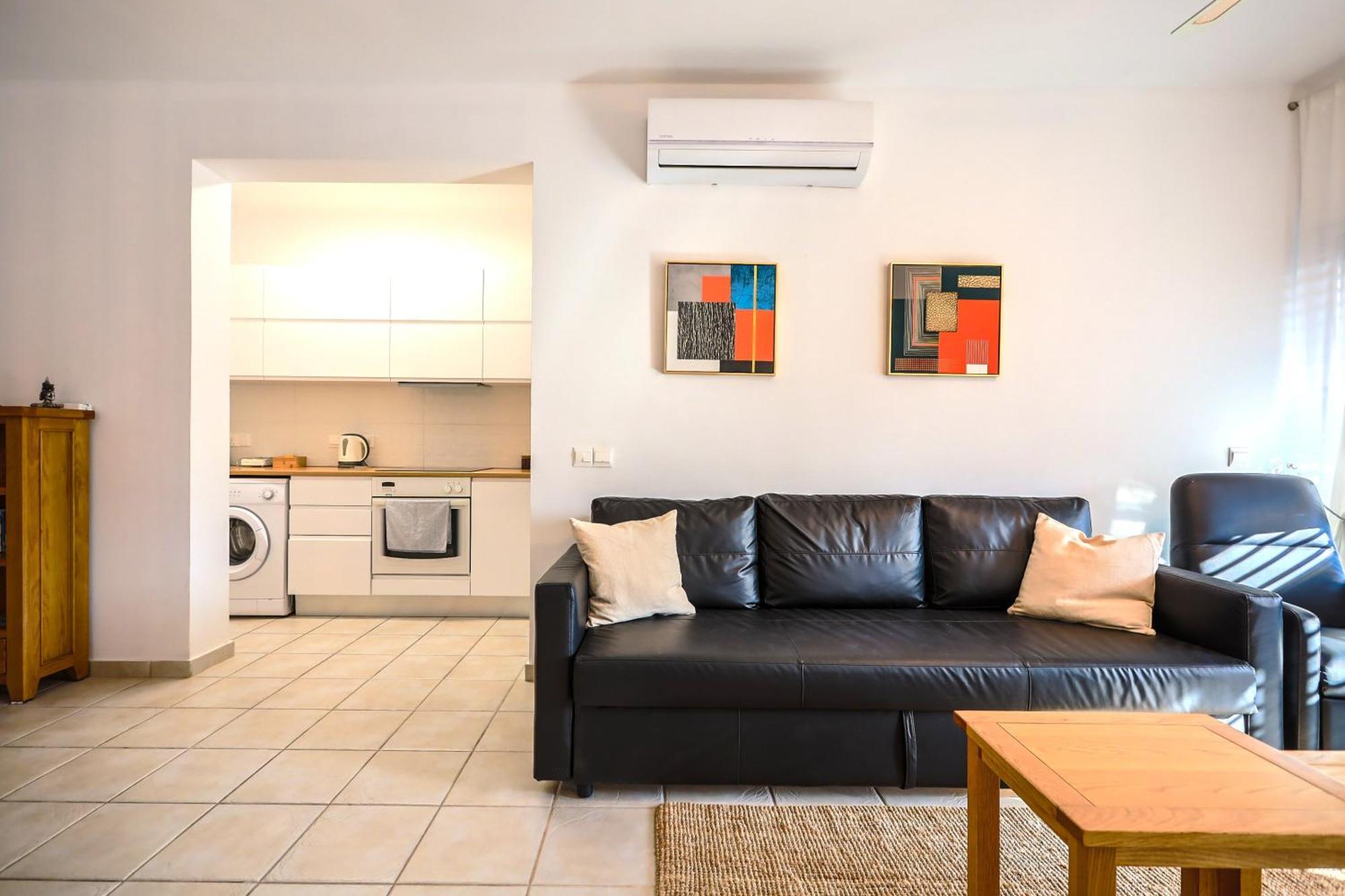 H&O Limnaria Elegance Pool View Apartment Paphos Exterior photo